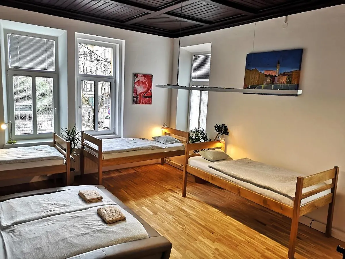 Aparthotel Unique Vila Veselova, Ljubljana City Center